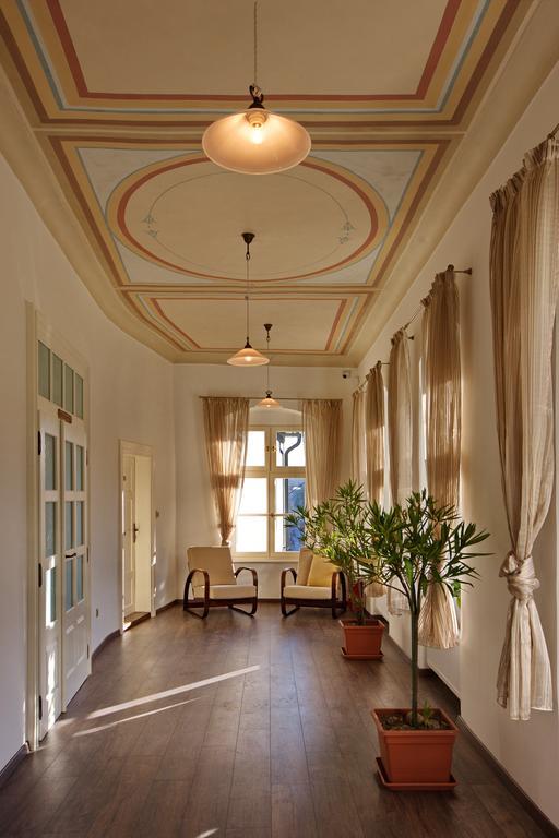 Vila Magnolia บันสกา ชีอาว์นีซา ภายนอก รูปภาพ
